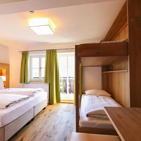 - Wirts'haus Zum Schweizer Gasthof
